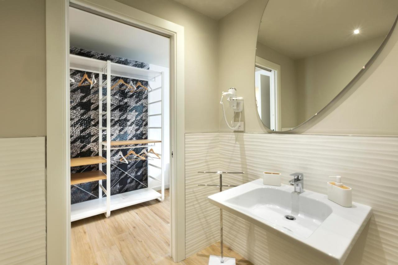 Eleonore Elegant Room Suite Gallura Cagliari Bagian luar foto