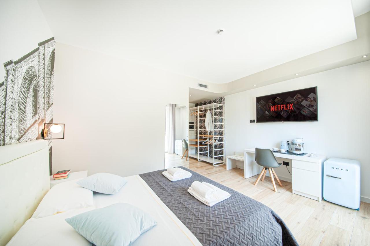 Eleonore Elegant Room Suite Gallura Cagliari Bagian luar foto